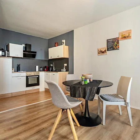 Apartment Appartmenthaus - D