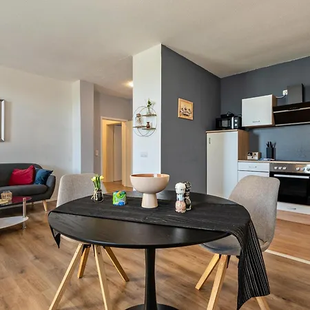 Apartment Appartmenthaus - D Plauen